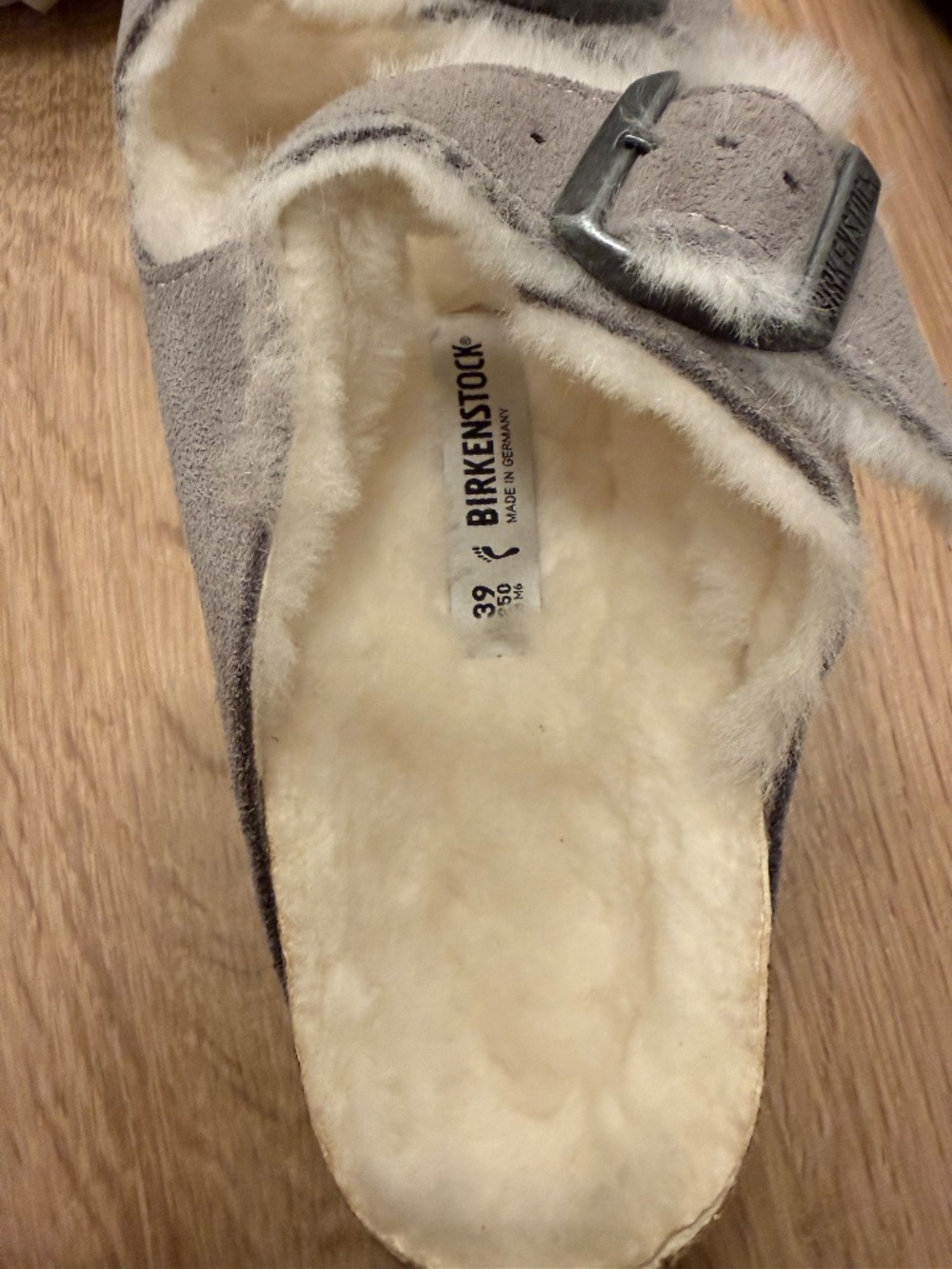 Birkenstock Arizona Shearling Size 39 Stone color - Picture 8 of 10